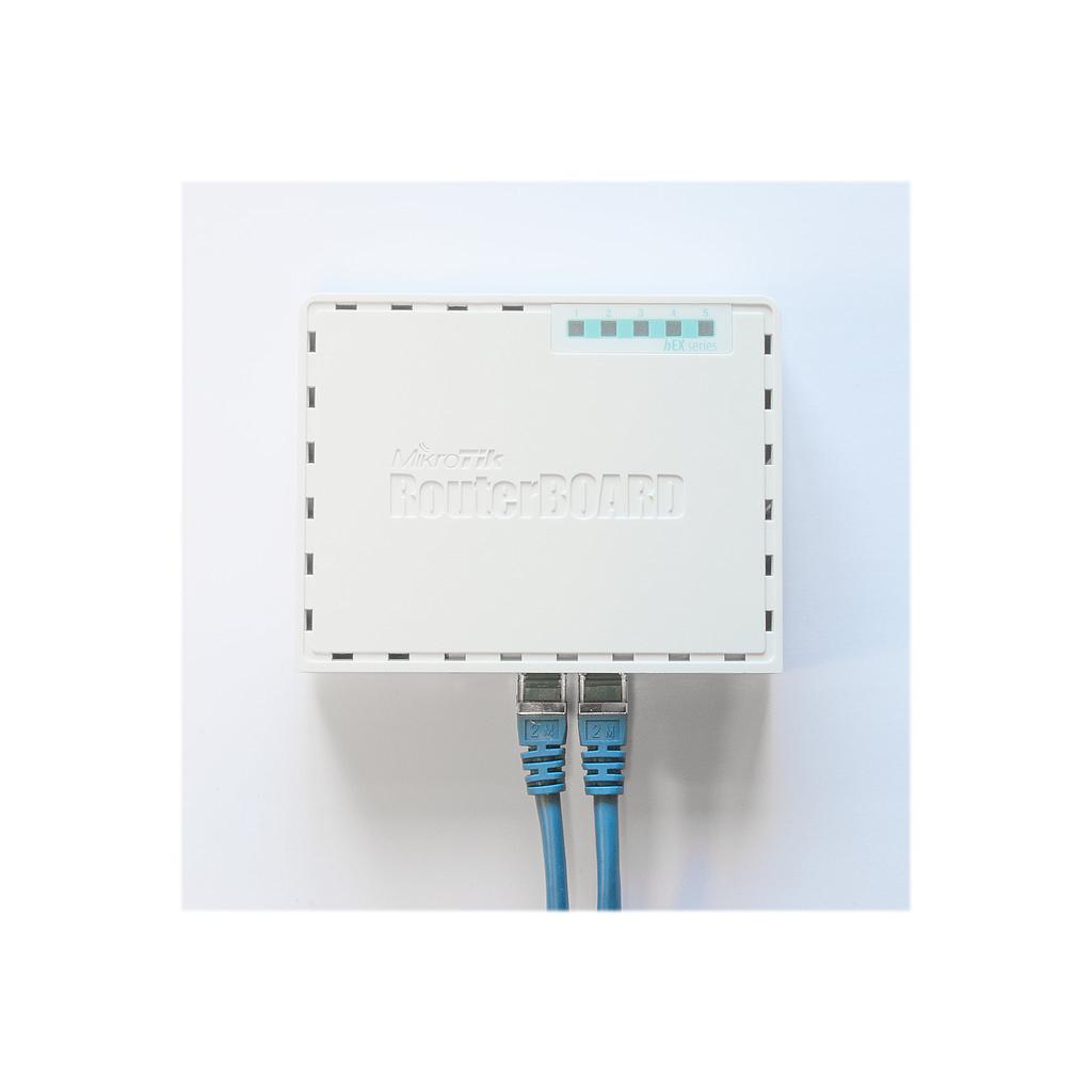 MikroTik RouterBOARD hEX RB750Gr3 - Router - conmutador de 4 puertos